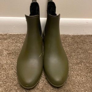 Merona Size 9 Boot Olive Green